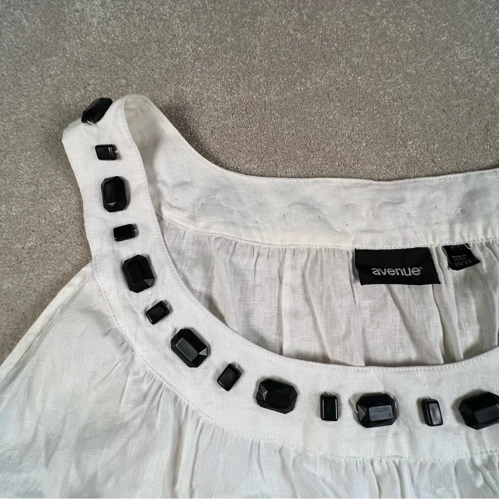 Avenue 100% Linen White Sleeveless Top Black Beaded Neck Women's 30/32
